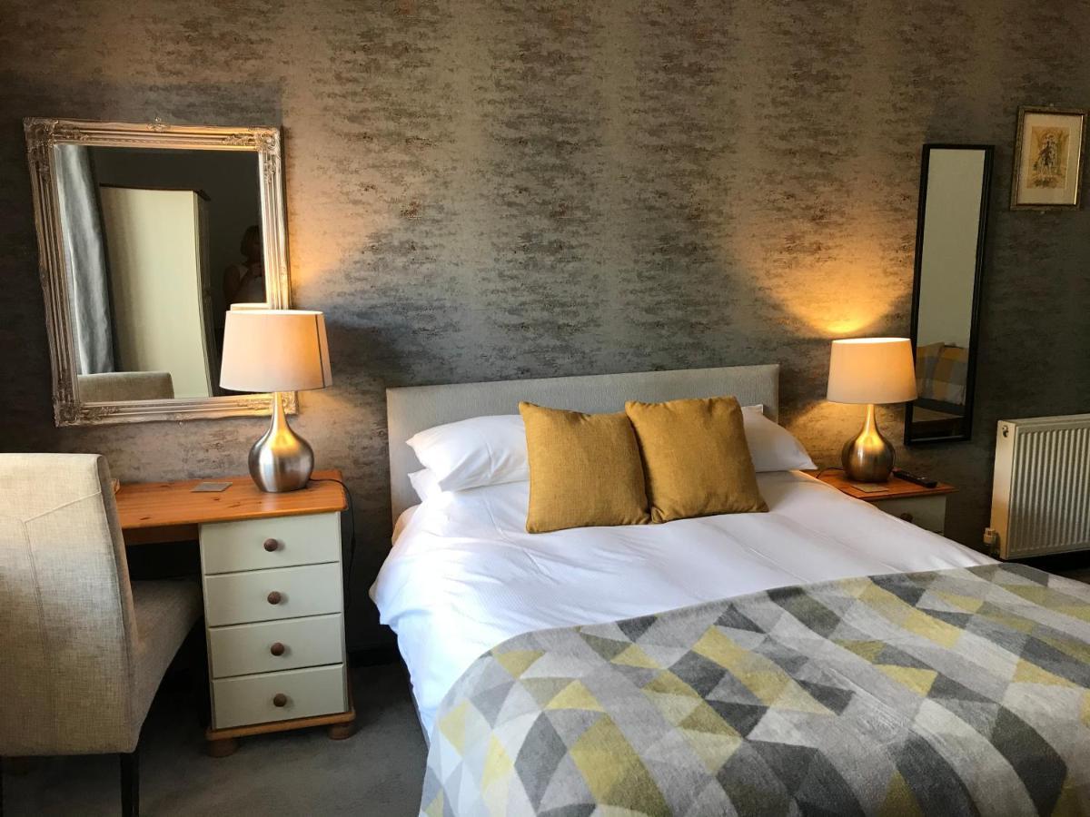 אוקהאם Rooms @ Number Six מראה חיצוני תמונה
