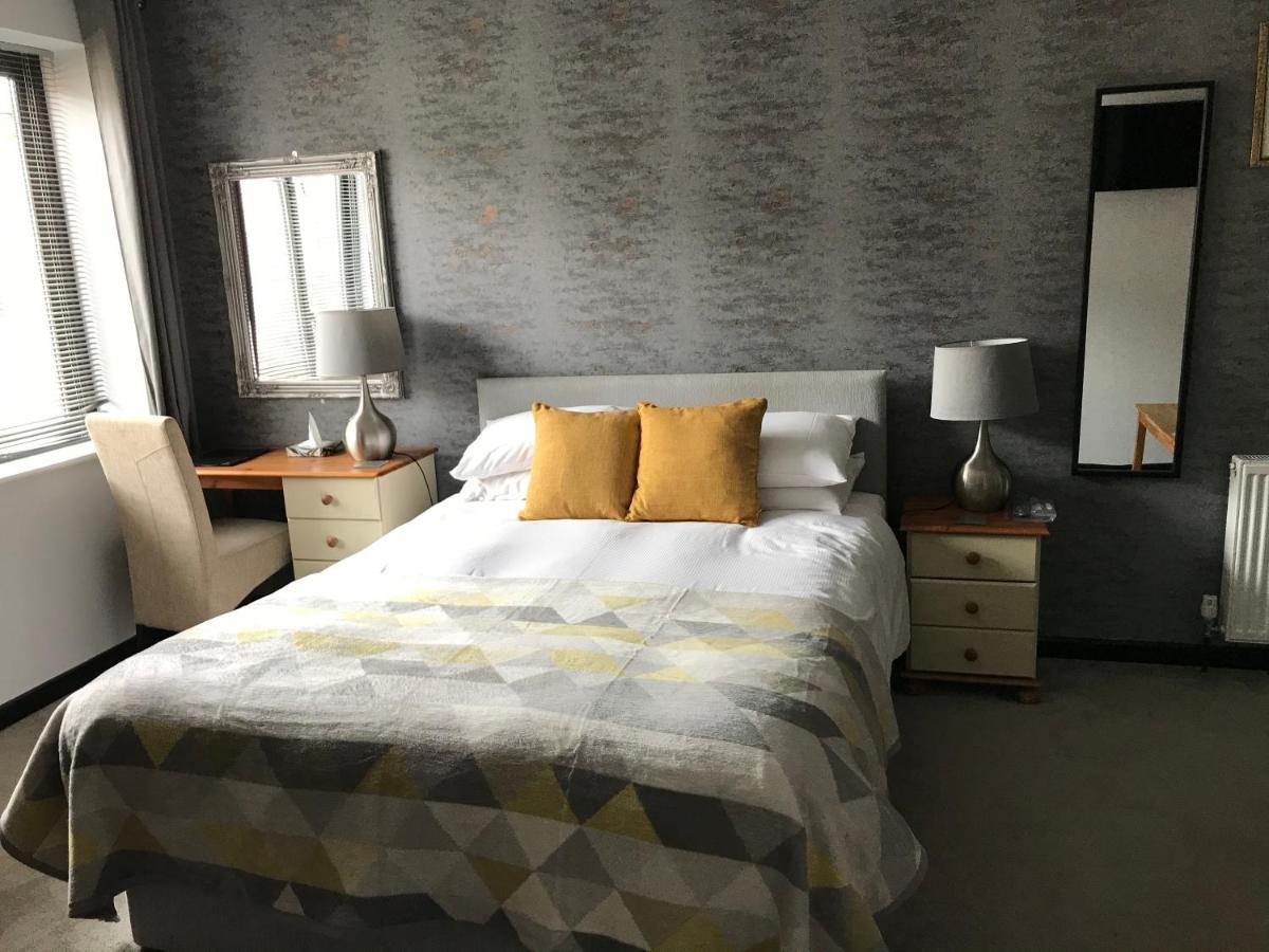 אוקהאם Rooms @ Number Six מראה חיצוני תמונה