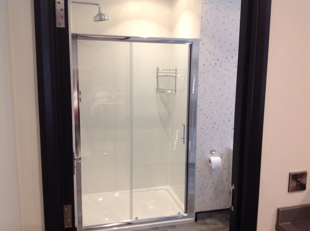 אוקהאם Rooms @ Number Six מראה חיצוני תמונה