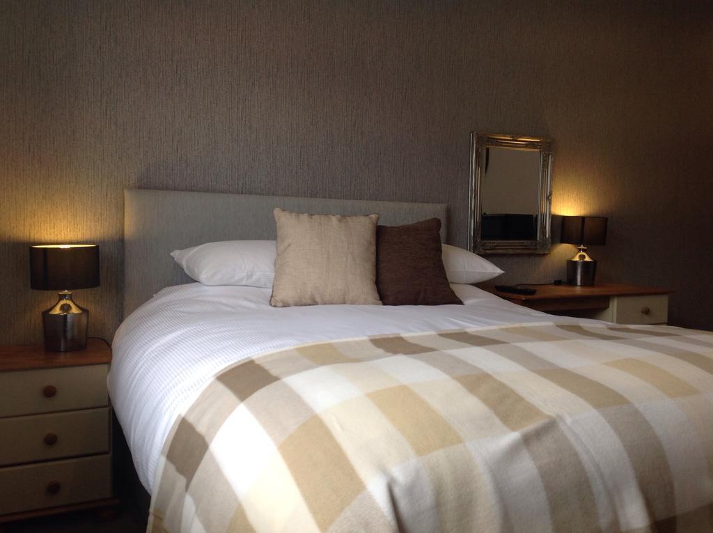 אוקהאם Rooms @ Number Six מראה חיצוני תמונה