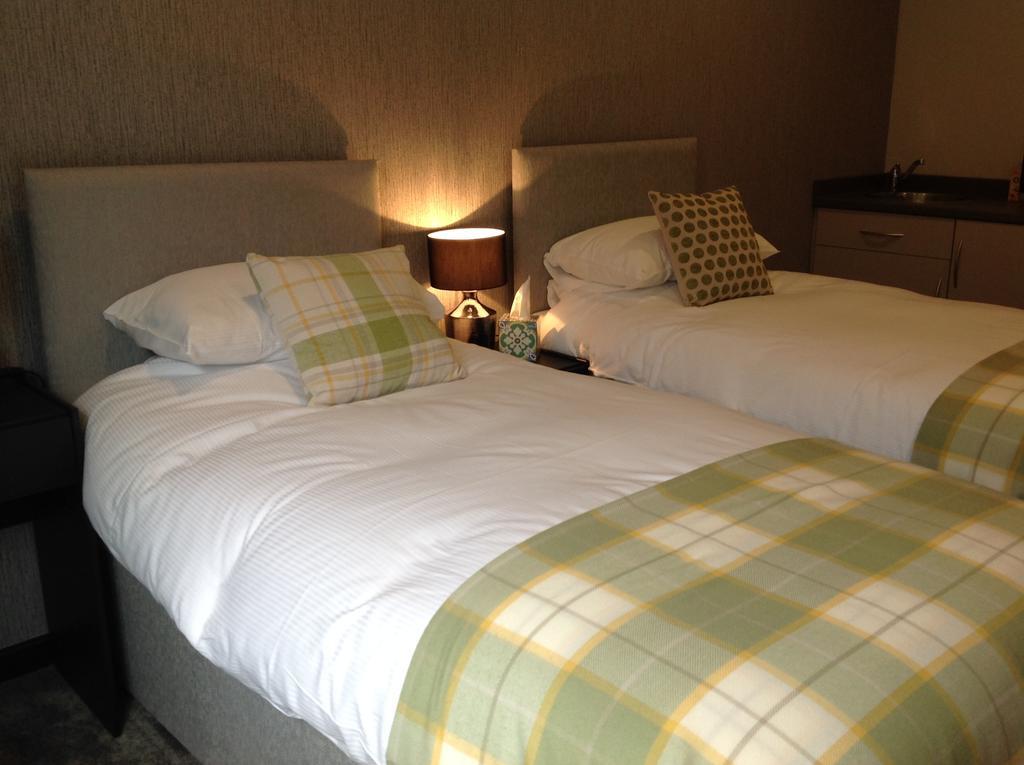 אוקהאם Rooms @ Number Six מראה חיצוני תמונה