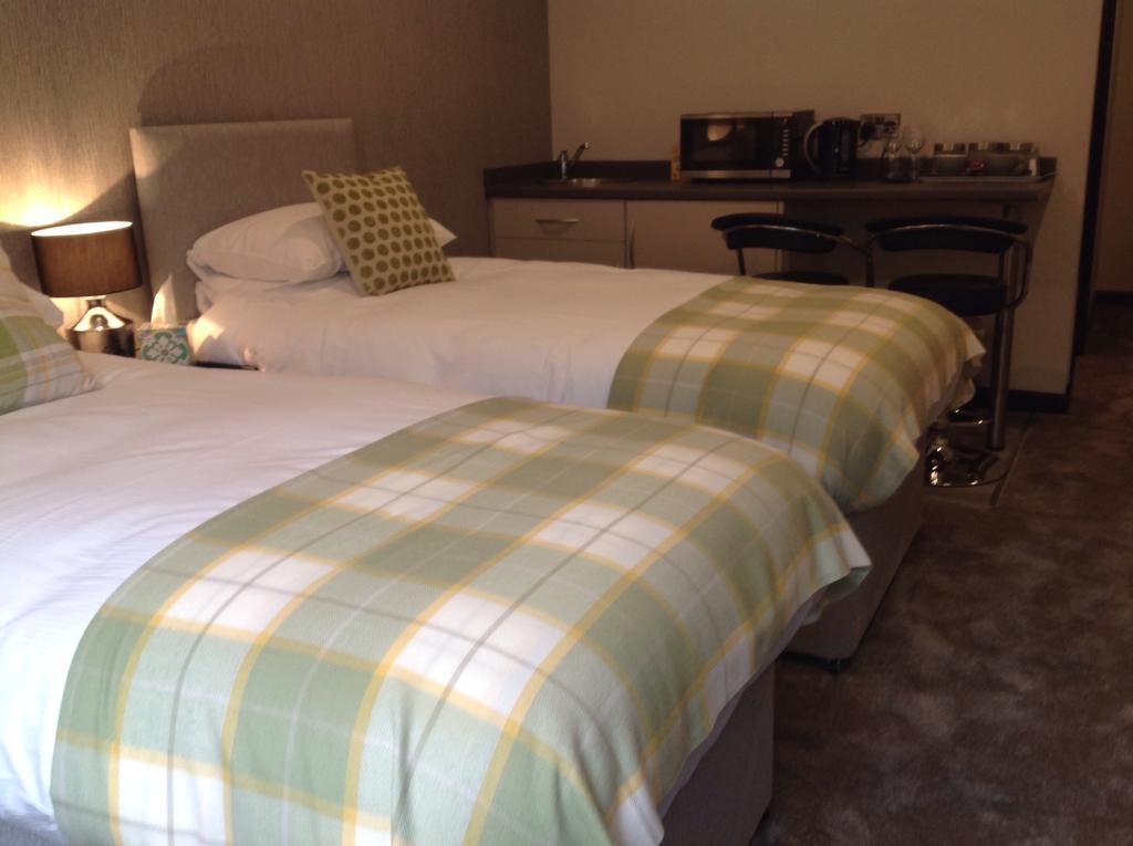 אוקהאם Rooms @ Number Six מראה חיצוני תמונה